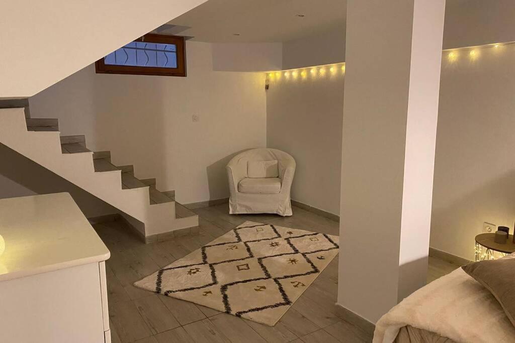 Villa Des Oliviers Avec Piscine Chassagny Екстер'єр фото